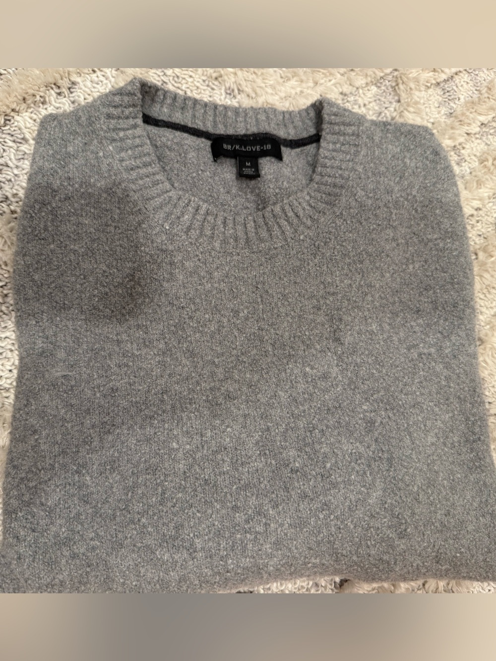 Banana Republic x Kevin Love - Men's Crewneck Sweater - Gray